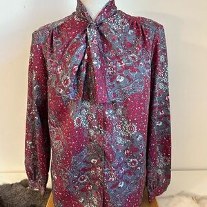 American Vintage Red and Gray Floral Blouse